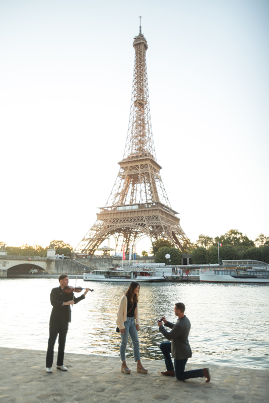 Engagement-Photogprapher-in-Paris_3
