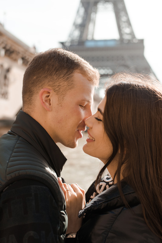 Engagement-Photogpraphy-in-Paris_10