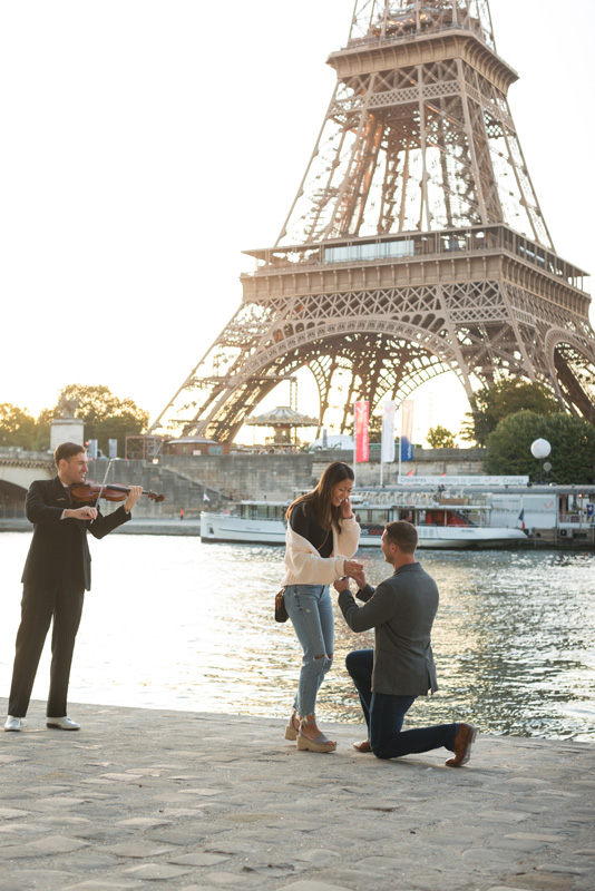 surprise-proposal-in-paris_2