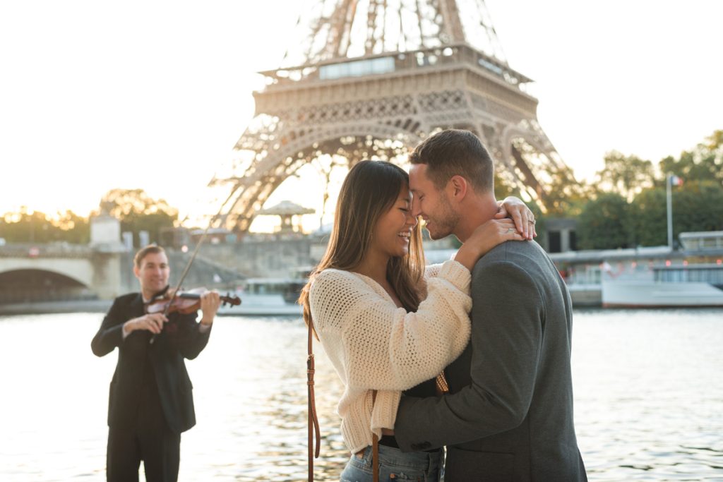 surprise-proposal-in-paris_4