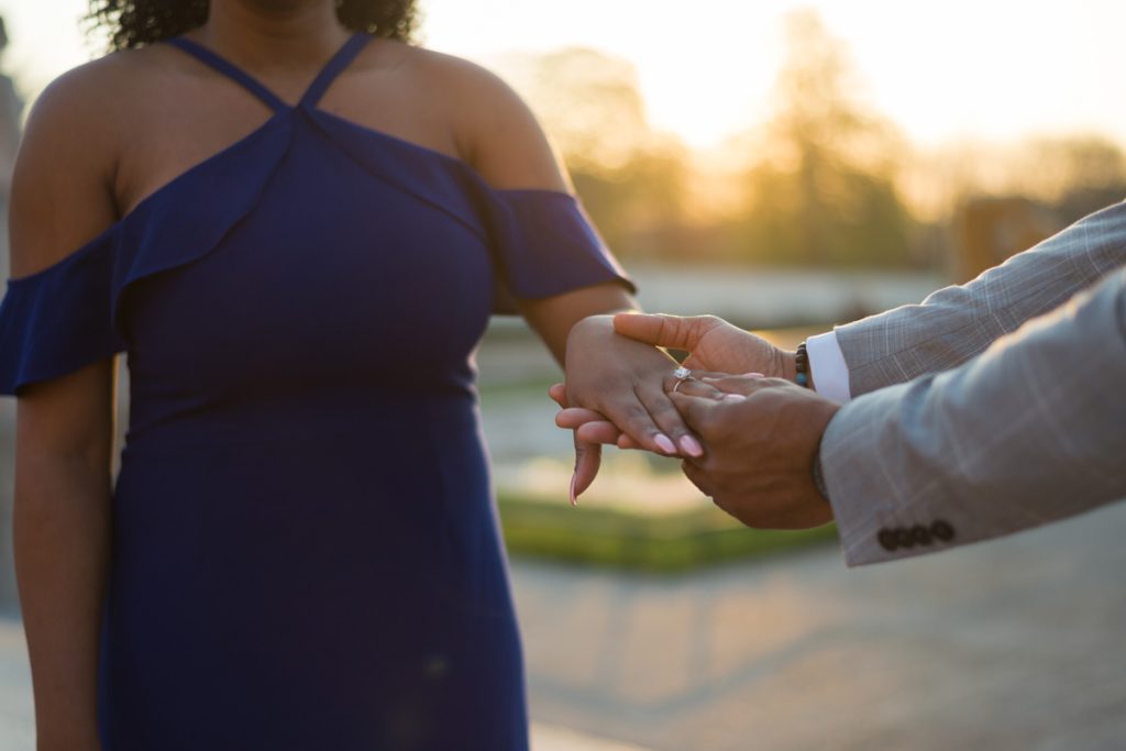 surprise-proposal-in-paris_7