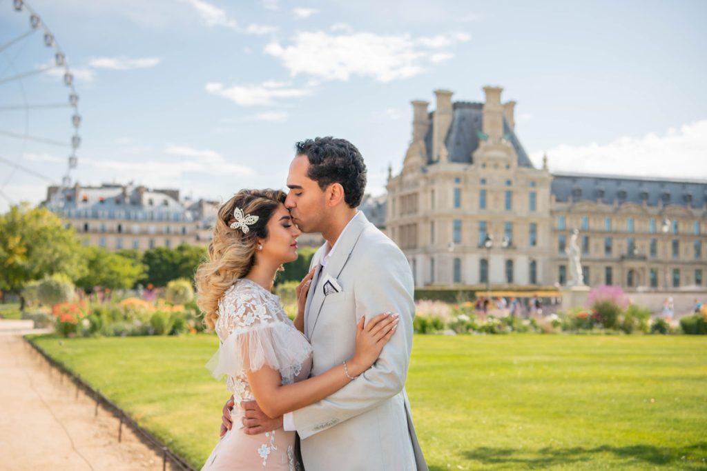 PARIS-LOCATIONS-COUPLE-PICTURES_16