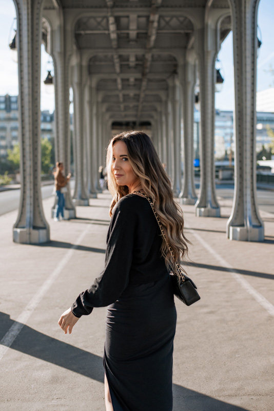 Paris-photoshoot-on-bridge_5