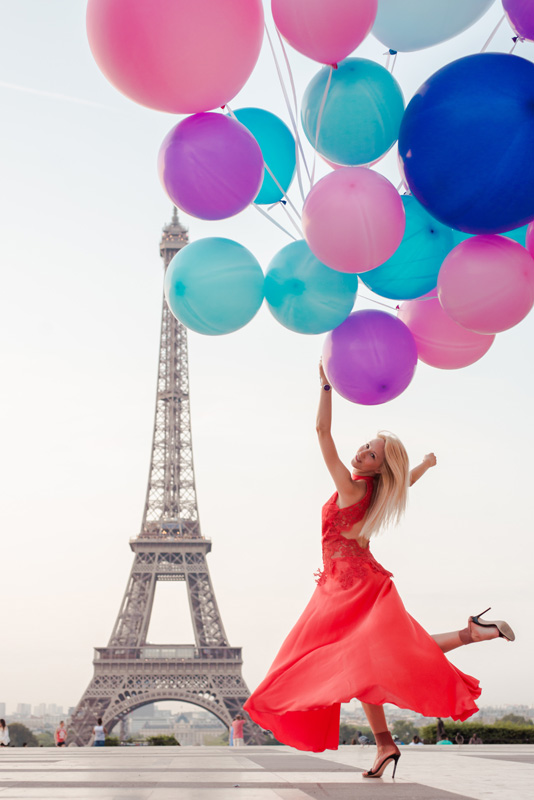 Paris-photoshoot-with-balloons_10