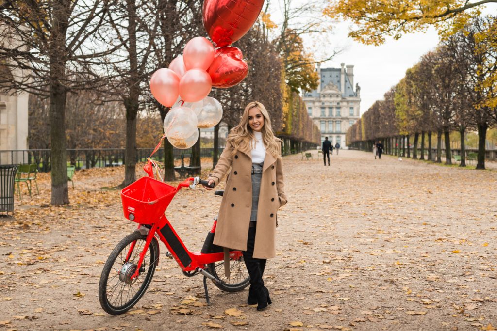 Paris-photoshoot-with-balloons_20
