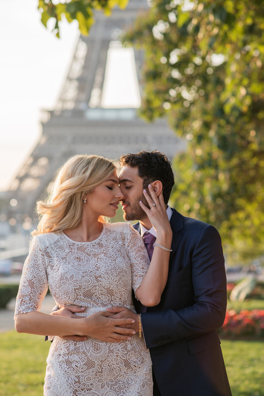 couple-photography-in-Paris_17