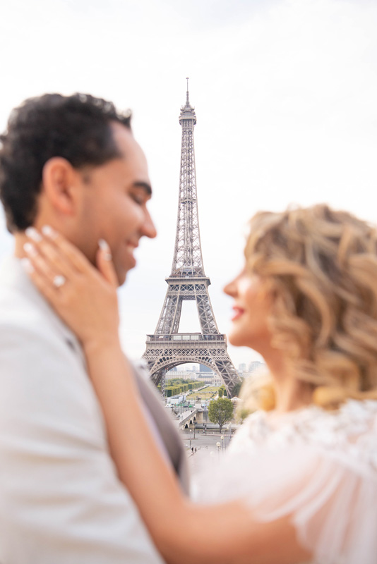 couple-pictures-in-Paris_9