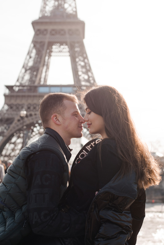 photographer-for-couples-in-Paris_12
